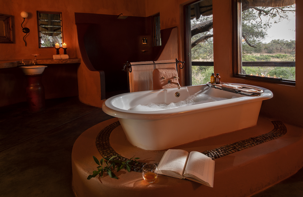 Earth-Suite-Bathroom