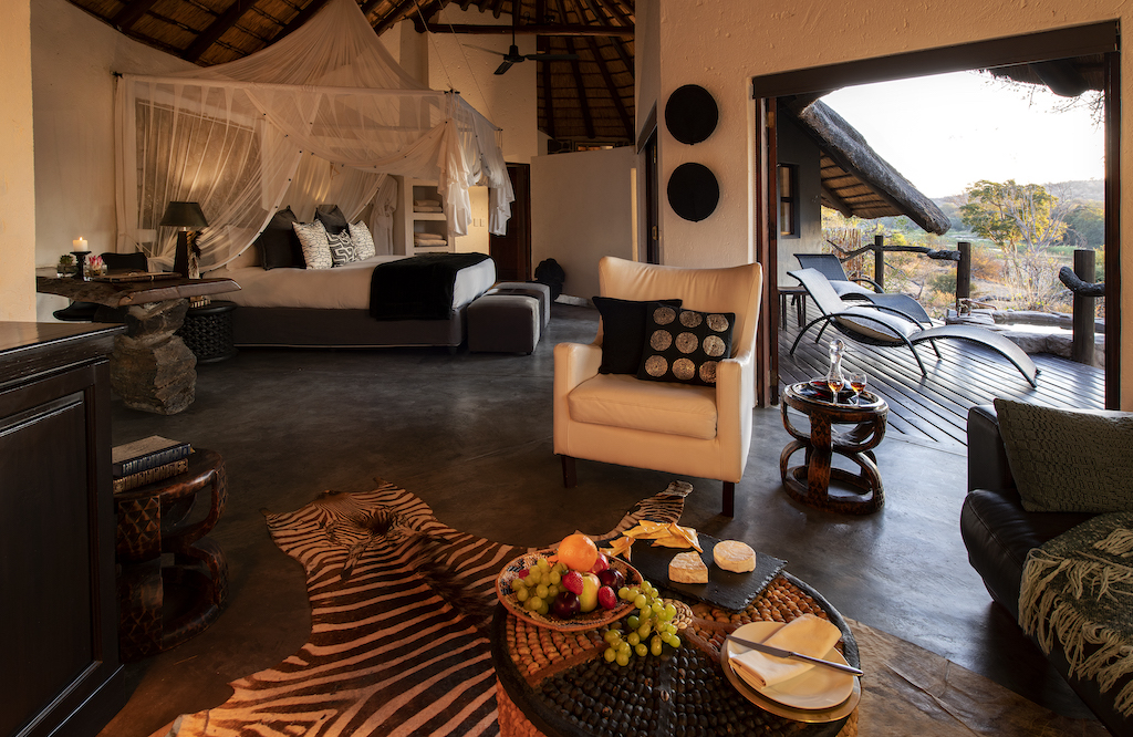 PONDORO GAME LODGE PONDORO GAME LODGE