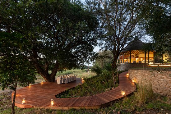 dining-deck