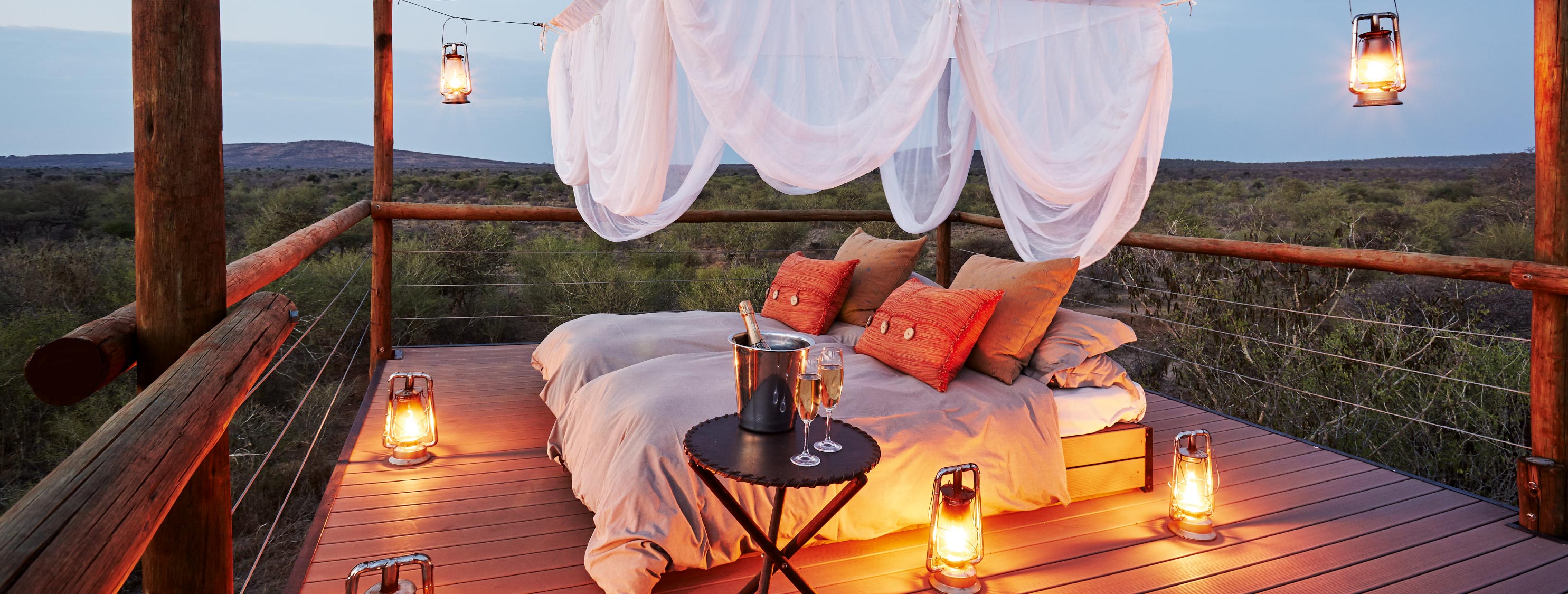 adore-africa-south-africa-madikwe-sanctuary-makanyane-safari-lodge-02-FA