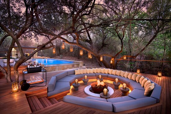 outdoor-area-with-firepit