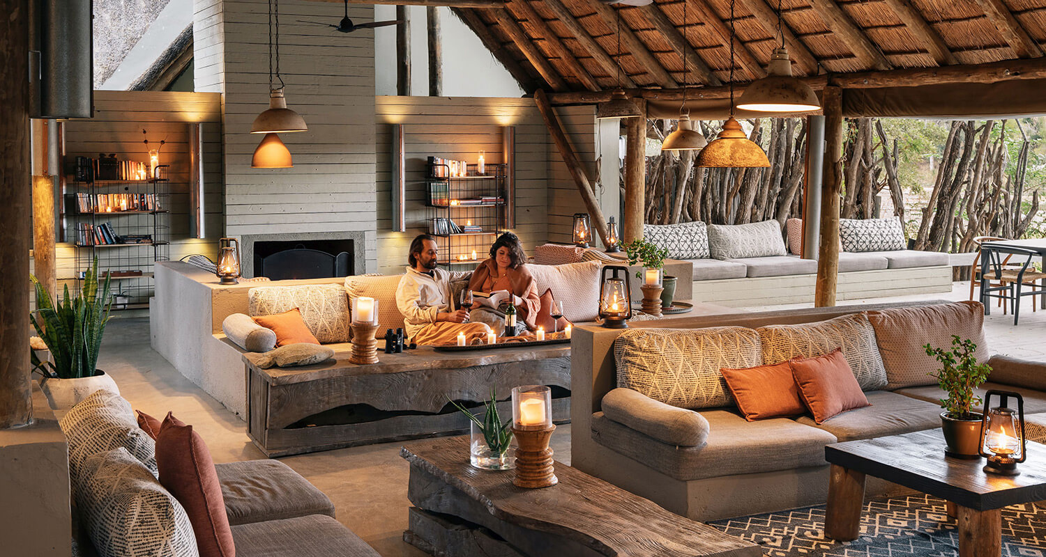 Simbavati-gallery-River-Lodge-sitting-area1